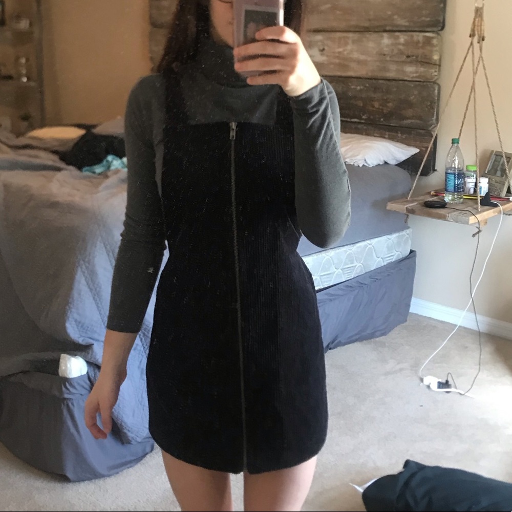 Overall dress